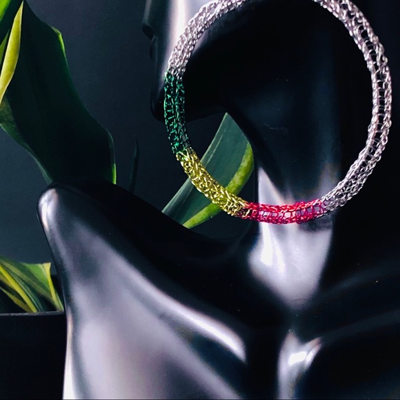 2.5” Handmade Silver Rasta Crocheted Hoop Earrings - Picture 5 of 7